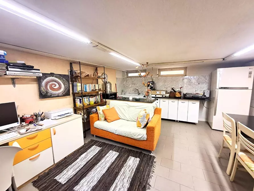 Immagine 25 di Casa indipendente in vendita  a Massa