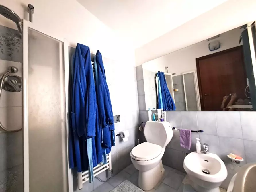 Immagine 21 di Casa indipendente in vendita  a Massa