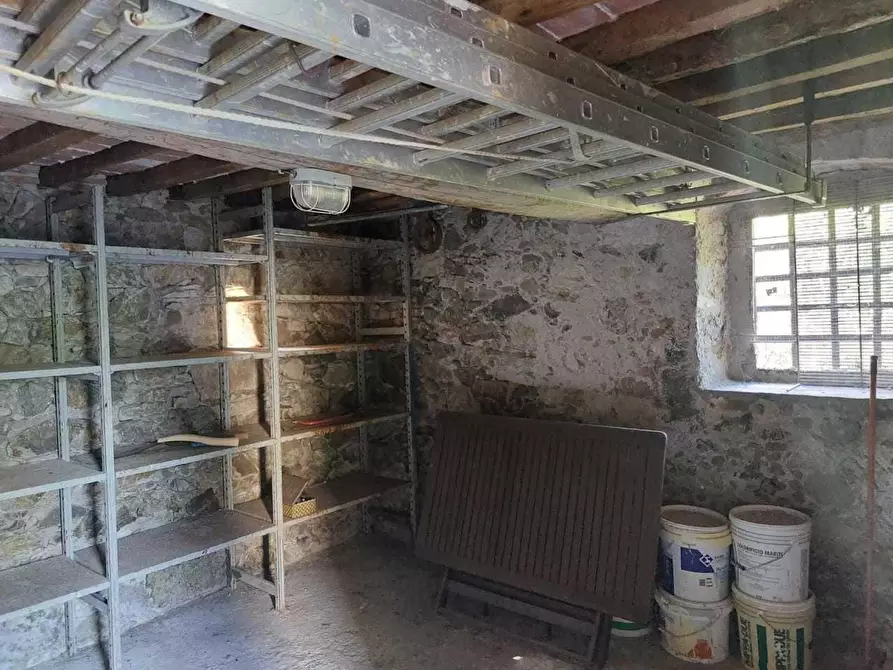 Immagine 4 di Terratetto in vendita  a Castelnuovo Magra