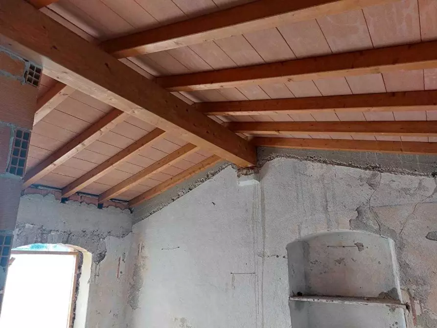 Immagine 24 di Terratetto in vendita  a Castelnuovo Magra