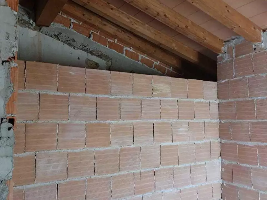 Immagine 19 di Terratetto in vendita  a Castelnuovo Magra