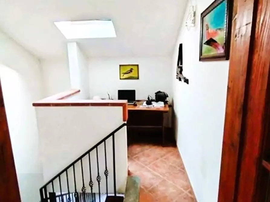 Immagine 16 di Casa indipendente in vendita  a Carrara