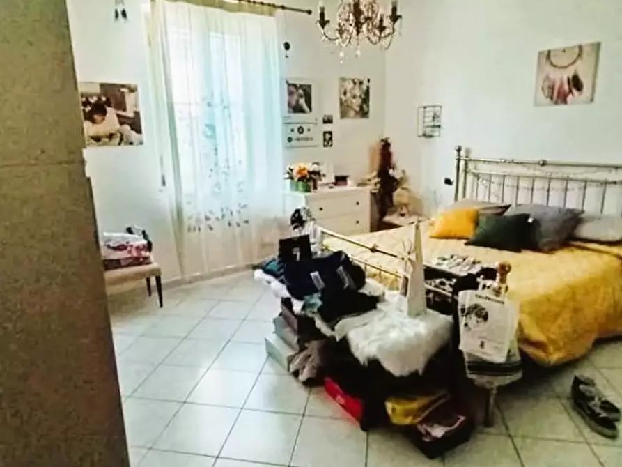 Immagine 12 di Casa indipendente in vendita  a Carrara