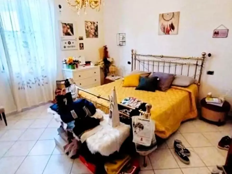 Immagine 13 di Casa indipendente in vendita  a Carrara