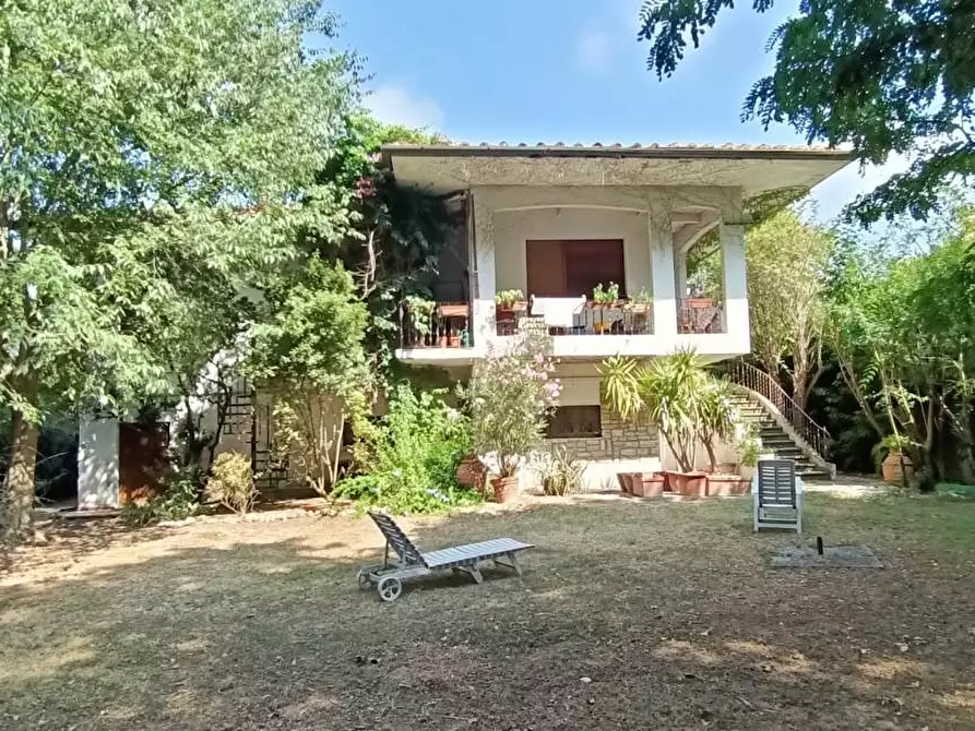 Immagine 2 di Casa bifamiliare in vendita  a San Giuliano Terme