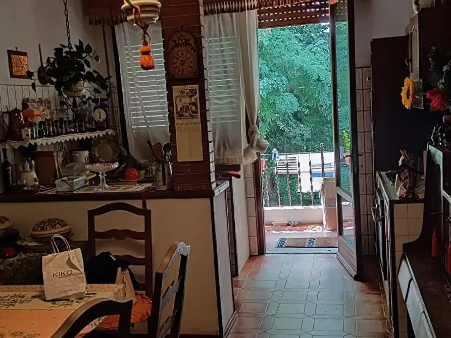 Immagine 15 di Casa bifamiliare in vendita  a San Giuliano Terme