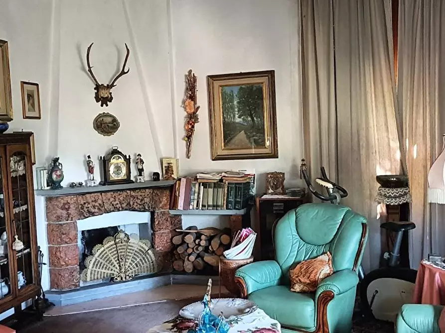 Immagine 9 di Casa bifamiliare in vendita  a San Giuliano Terme