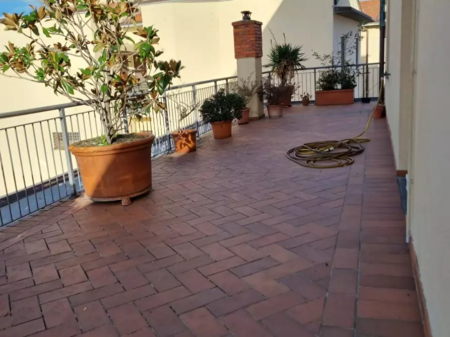 Immagine 13 di Mansarda in vendita  a Pisa