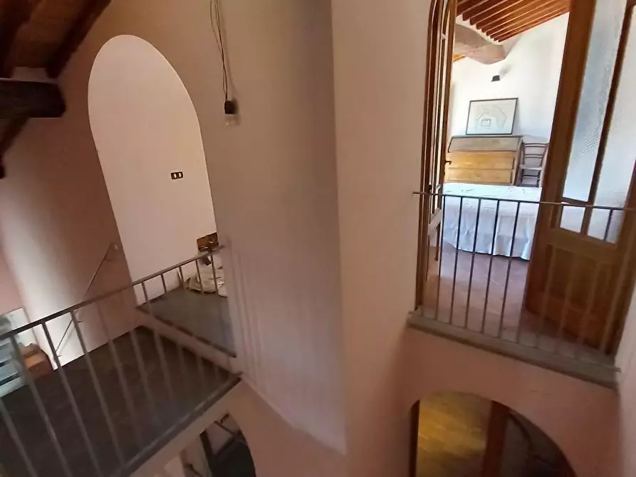 Immagine 14 di Palazzo in vendita  a Pisa