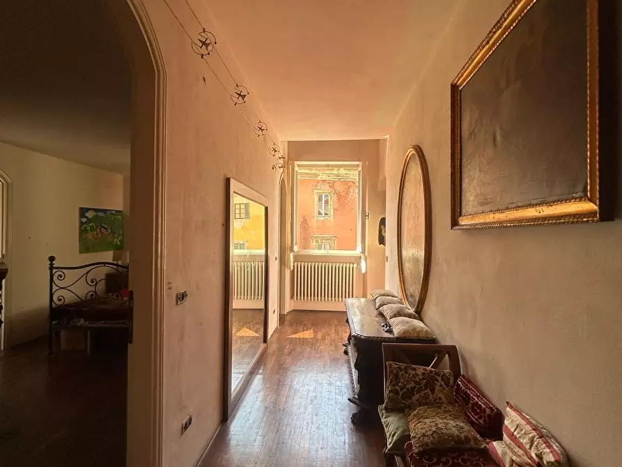 Immagine 11 di Palazzo in vendita  a Pisa