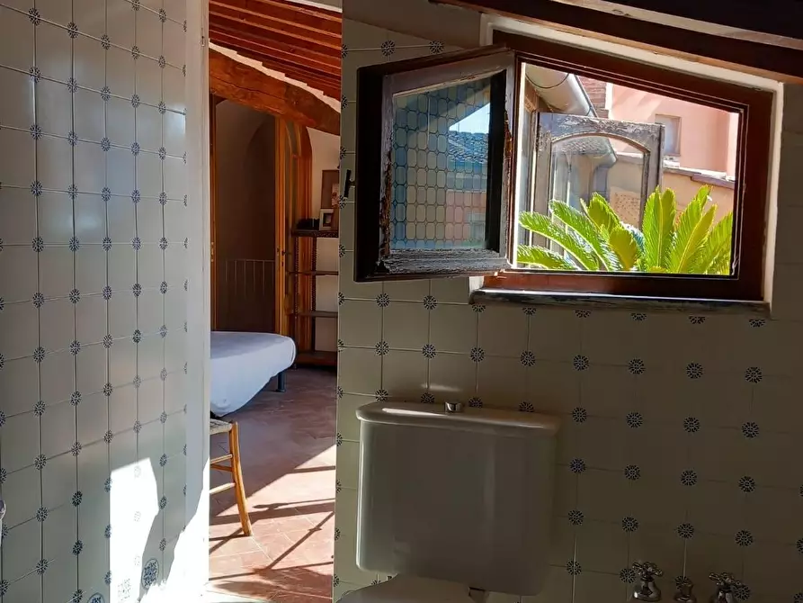 Immagine 13 di Palazzo in vendita  a Pisa