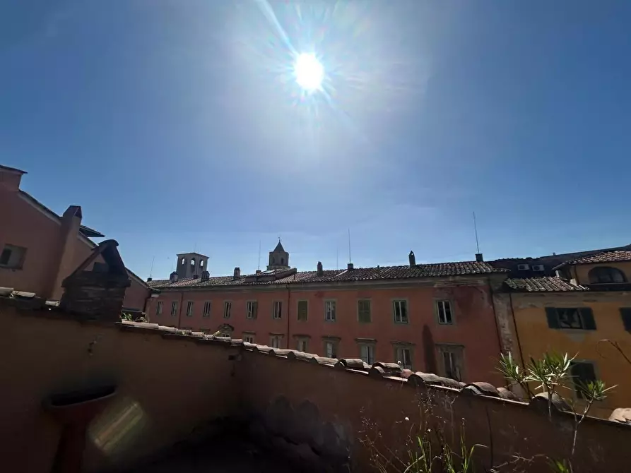 Immagine 38 di Palazzo in vendita  a Pisa