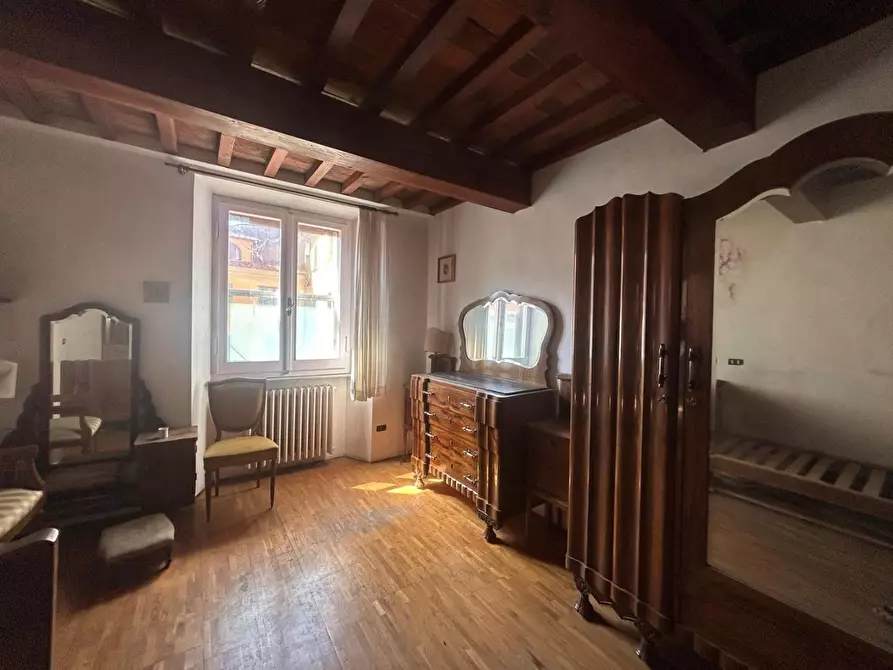 Immagine 7 di Palazzo in vendita  a Pisa