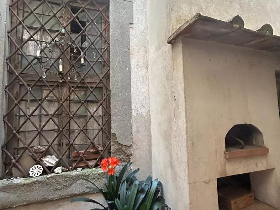 Immagine 5 di Palazzo in vendita  a Pisa