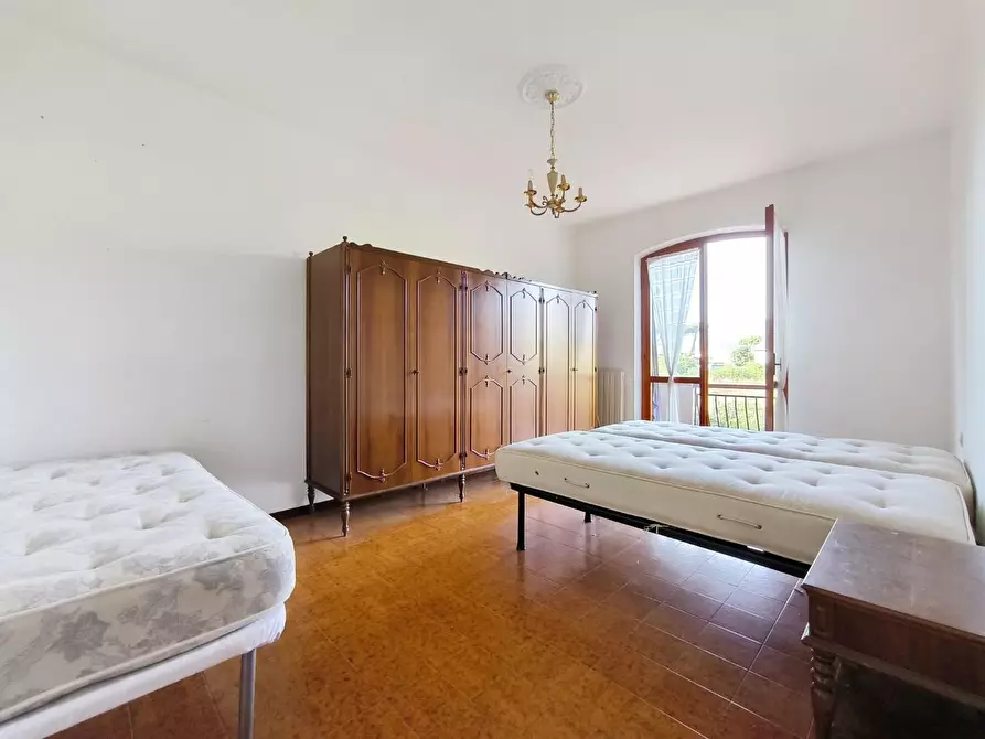 Immagine 28 di Appartamento in vendita  a Carrara