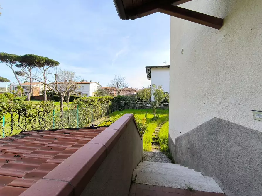 Immagine 25 di Appartamento in vendita  a Carrara