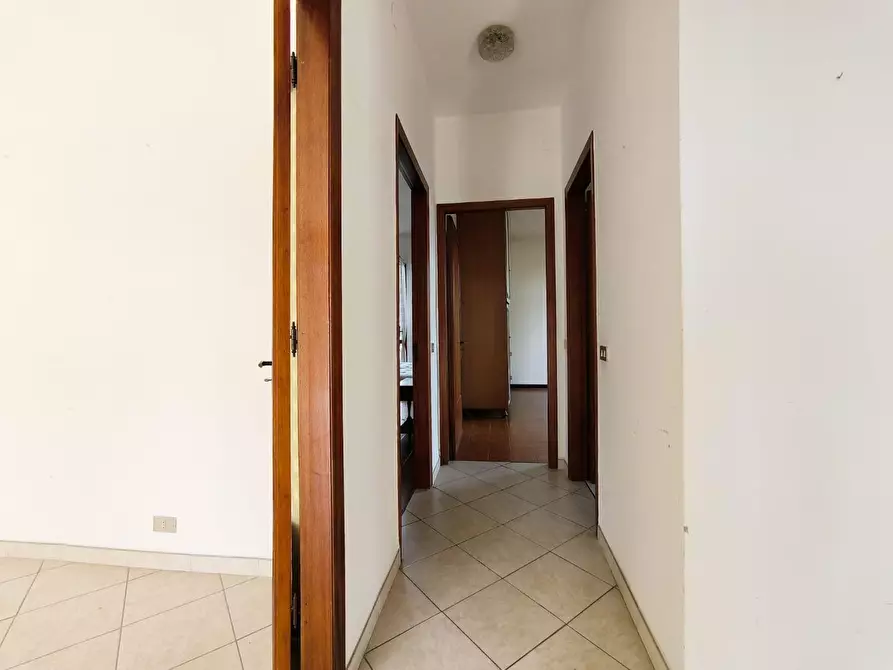 Immagine 16 di Appartamento in vendita  a Carrara