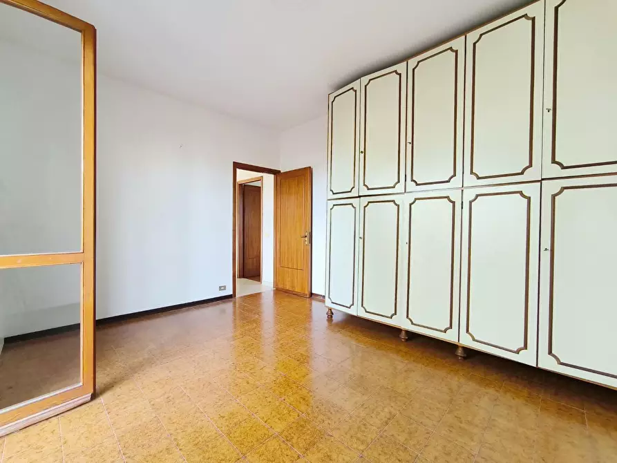 Immagine 22 di Appartamento in vendita  a Carrara