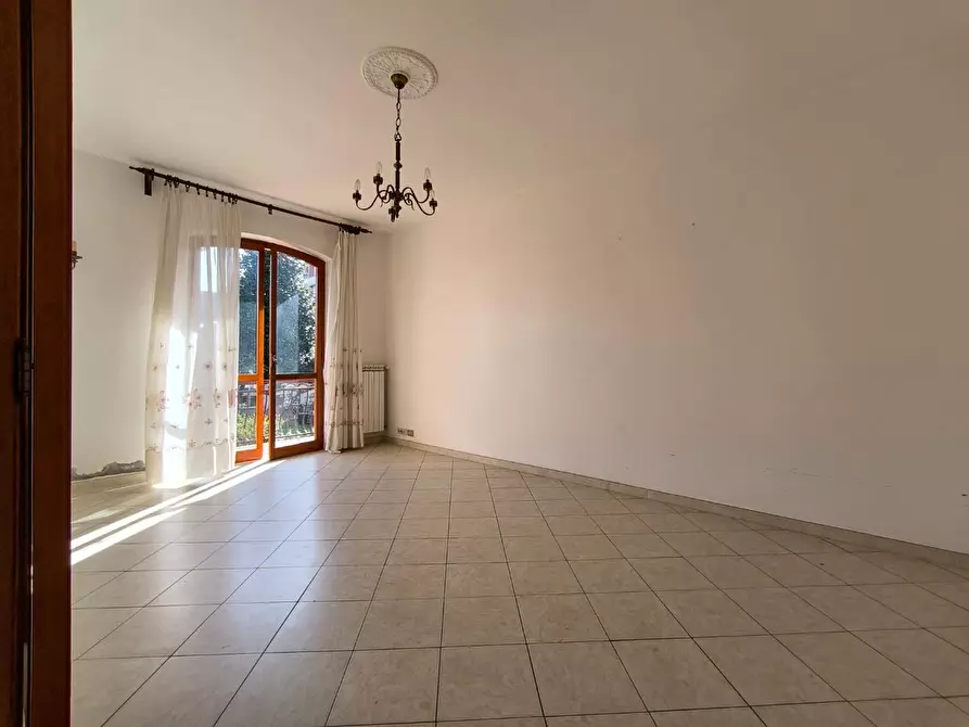 Immagine 9 di Appartamento in vendita  a Carrara