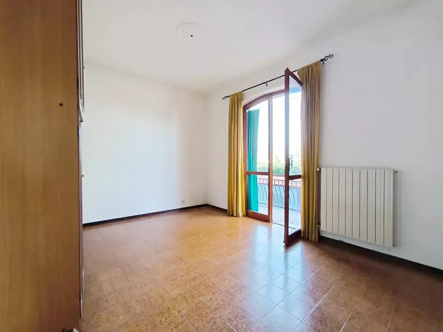 Immagine 5 di Appartamento in vendita  a Carrara