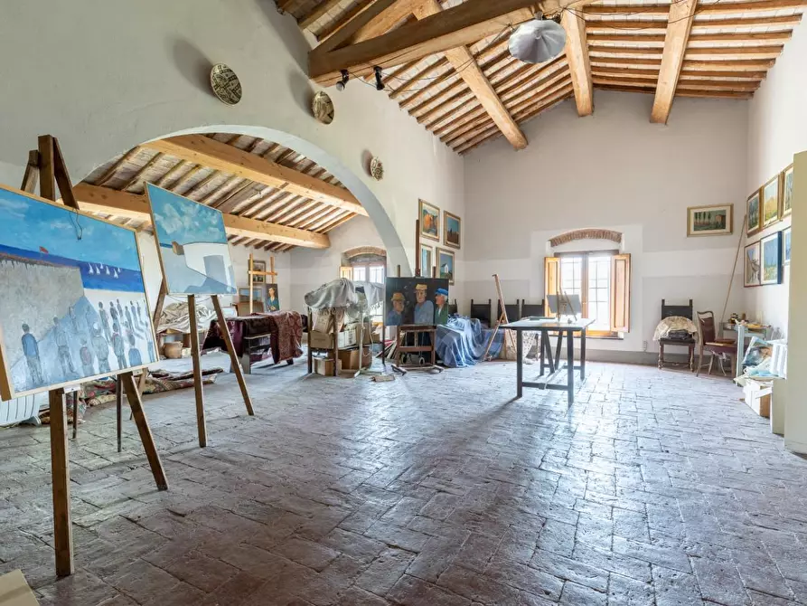 Immagine 21 di Rustico / casale in vendita  a San Giuliano Terme