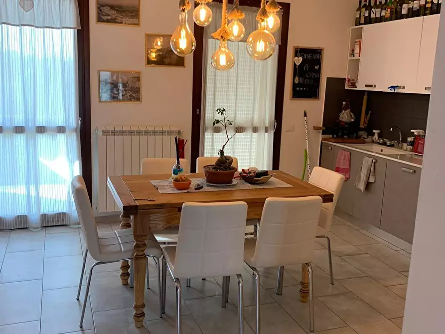 Immagine 3 di Appartamento in vendita  a Cecina