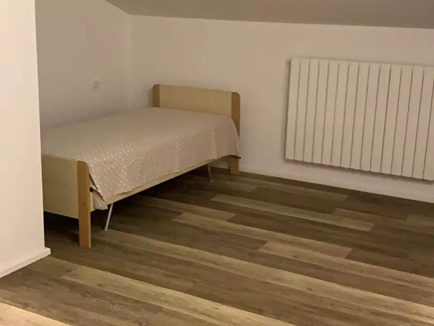 Immagine 6 di Appartamento in vendita  a Cecina