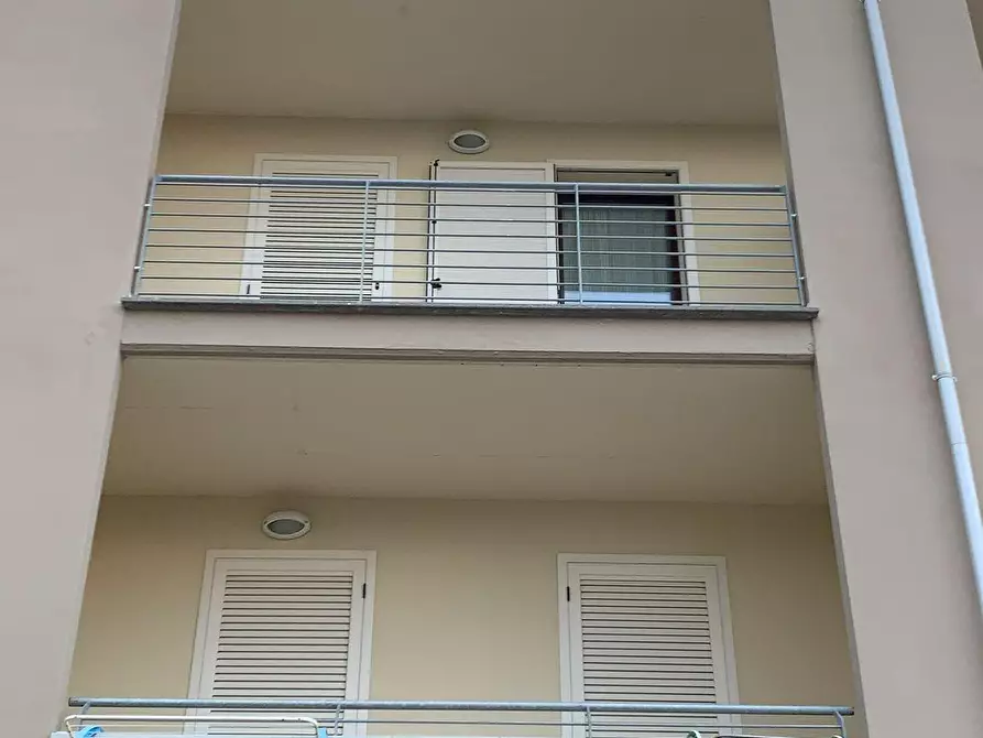 Immagine 18 di Appartamento in vendita  a Cecina