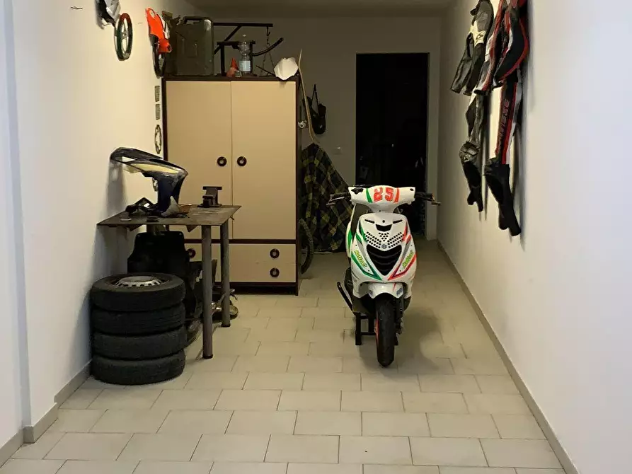 Immagine 13 di Appartamento in vendita  a Cecina