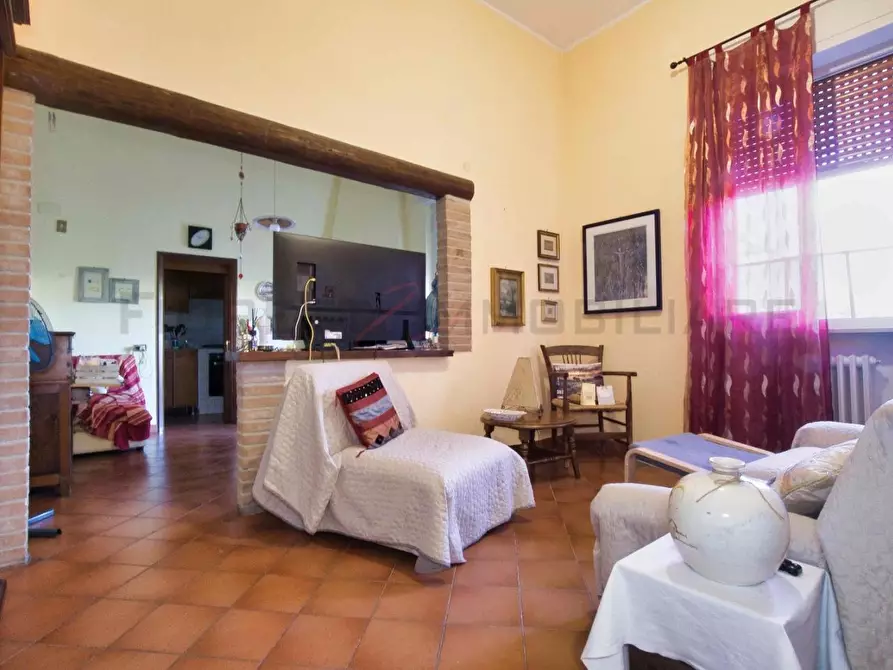 Immagine 7 di Appartamento in vendita  a Suvereto