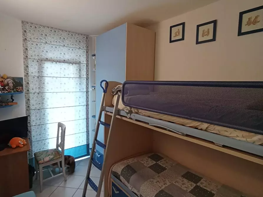 Immagine 1 di Porzione di casa in vendita  a Carrara