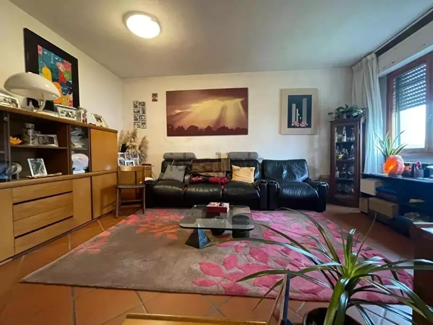 Immagine 10 di Villetta a schiera in vendita  a Pietrasanta