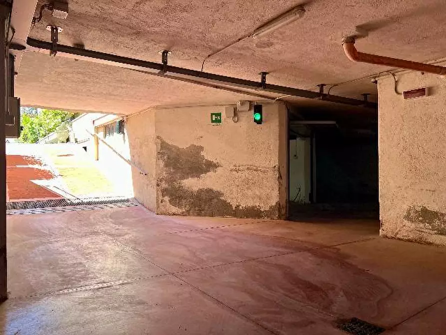 Immagine 15 di Appartamento in vendita  a Massa