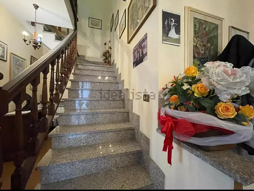 Immagine 22 di Villa in vendita  a Viareggio