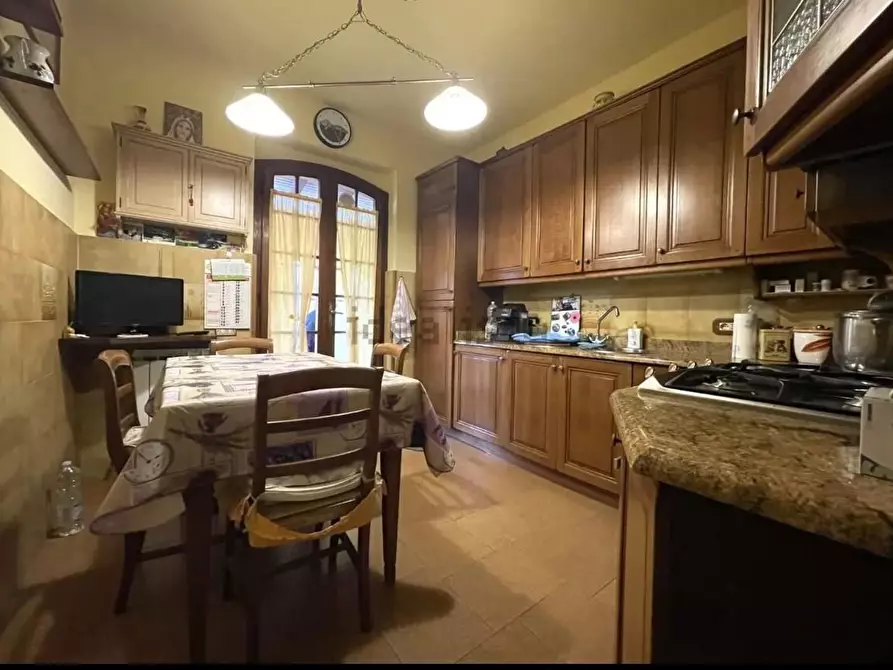 Immagine 16 di Villa in vendita  a Viareggio