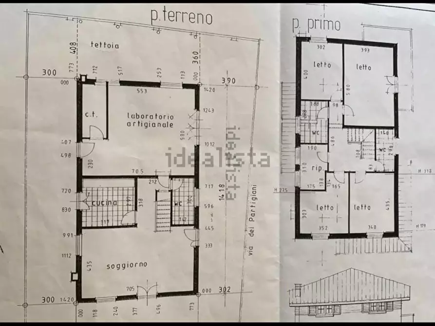 Immagine 40 di Villa in vendita  a Viareggio