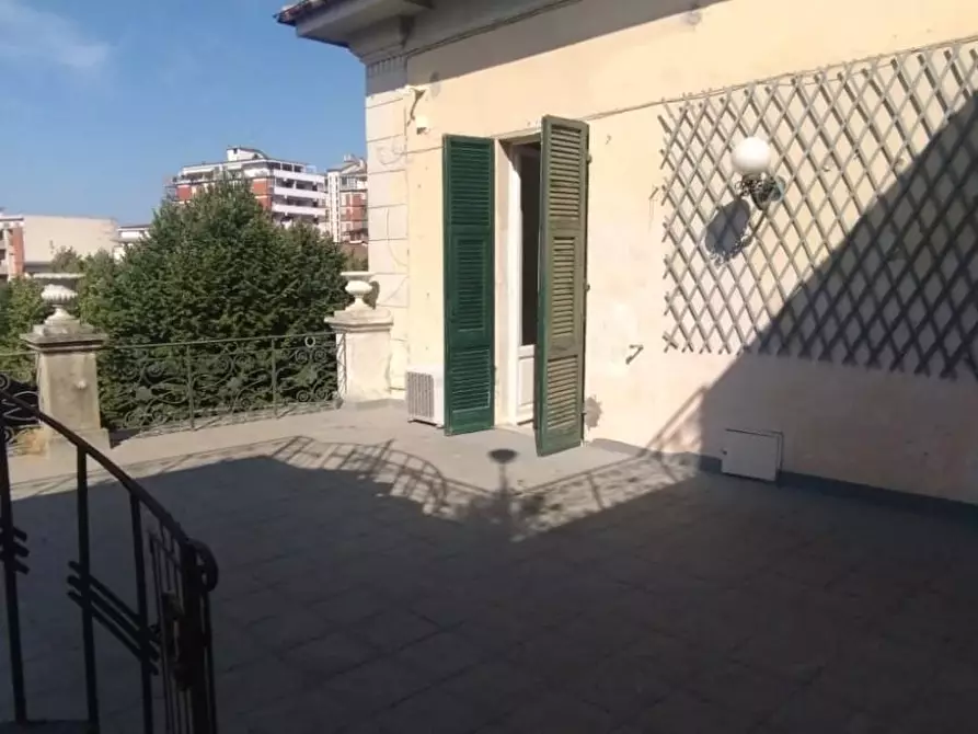 Immagine 2 di Mansarda in vendita  a Massa