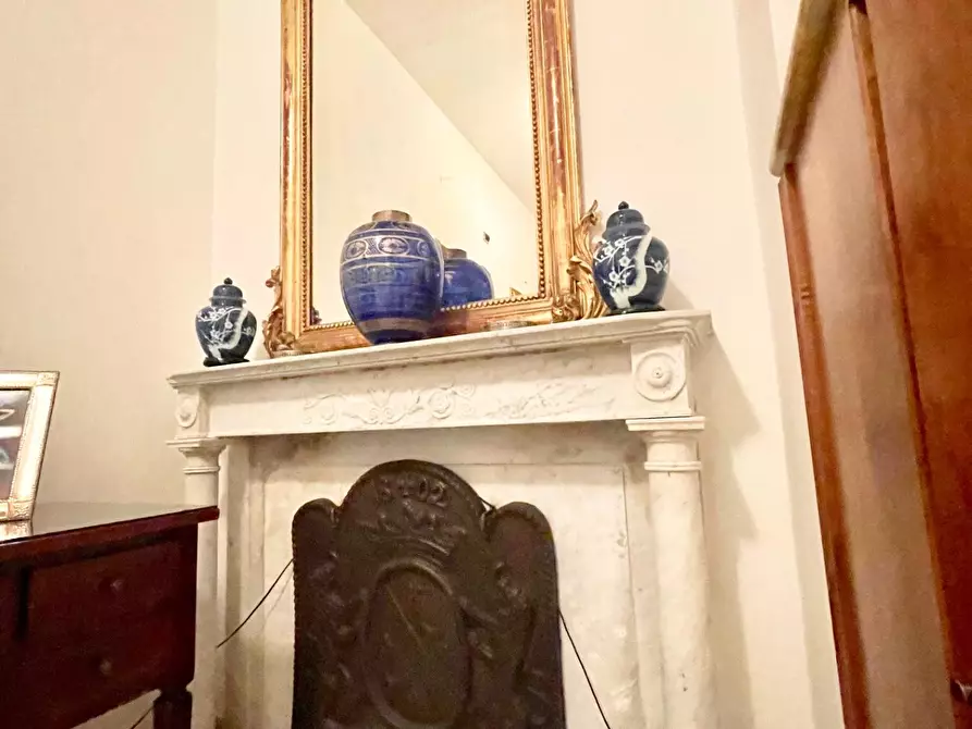 Immagine 3 di Appartamento in vendita  a Massa