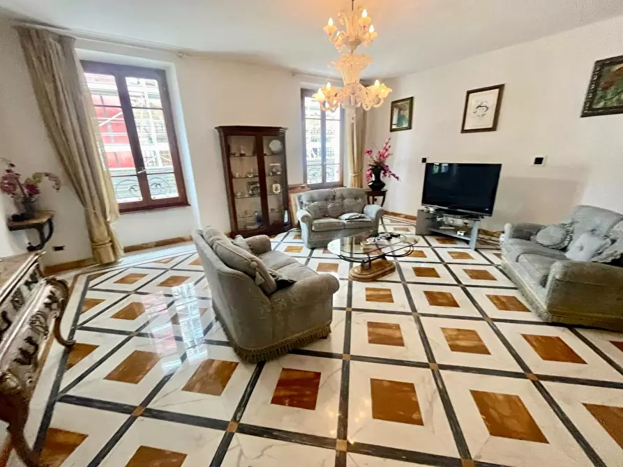 Immagine 6 di Appartamento in vendita  a Massa