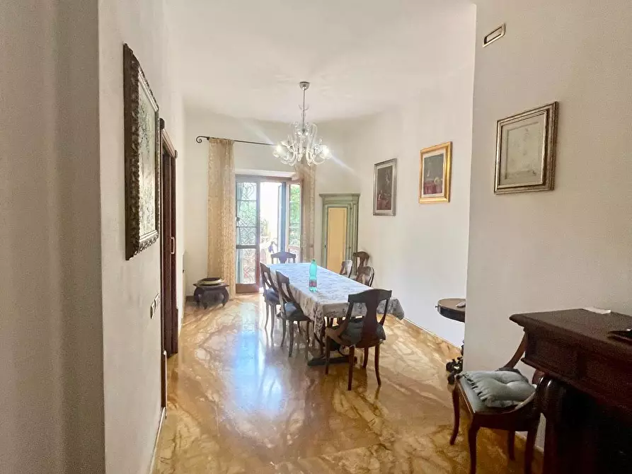 Immagine 9 di Appartamento in vendita  a Massa