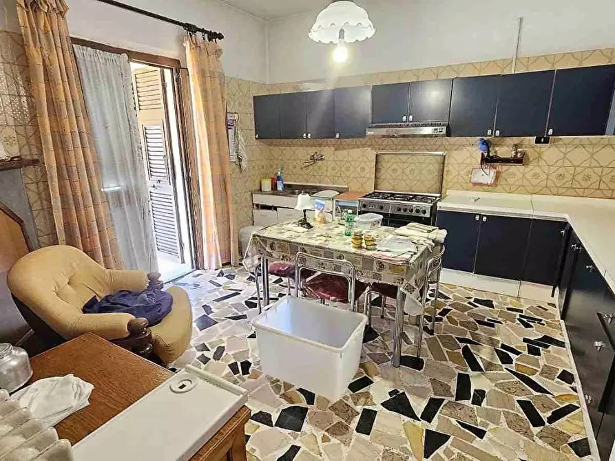 Immagine 8 di Appartamento in vendita  a Massa