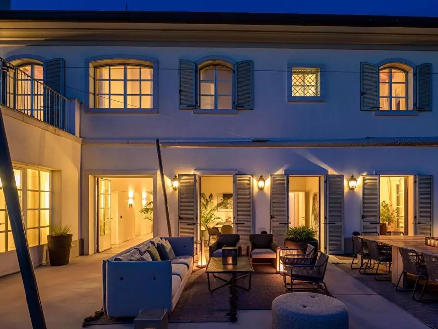 Immagine 28 di Villa in vendita  a Forte Dei Marmi