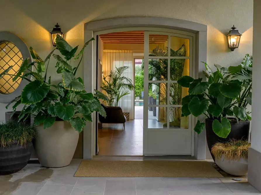 Immagine 16 di Villa in vendita  a Forte Dei Marmi