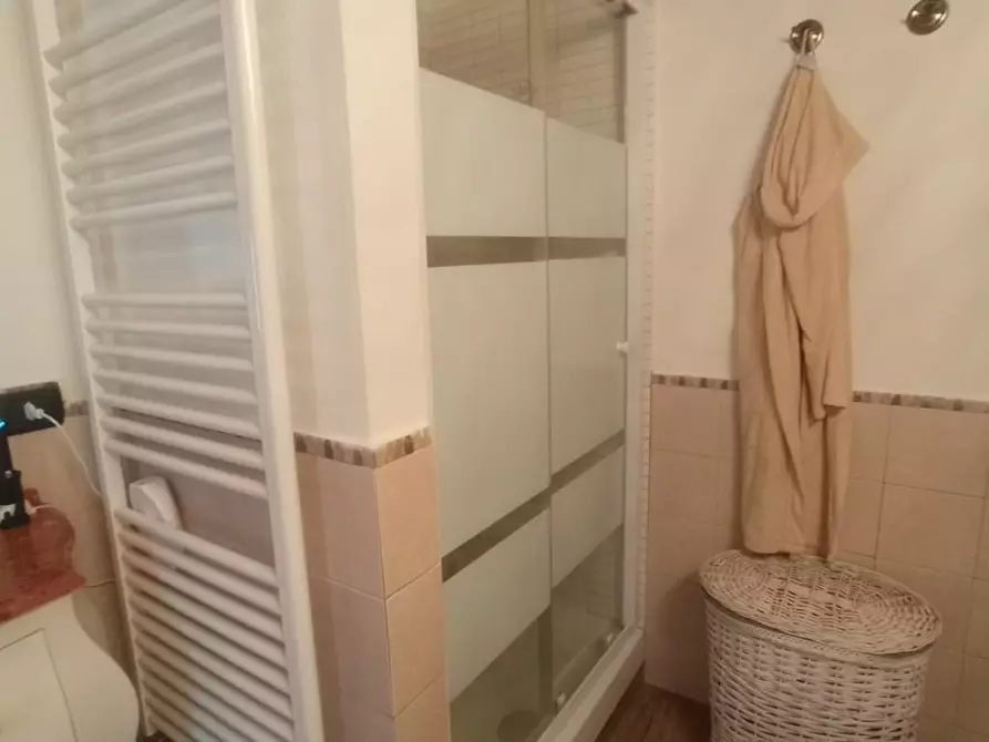 Immagine 25 di Rustico / casale in vendita  a Capannori