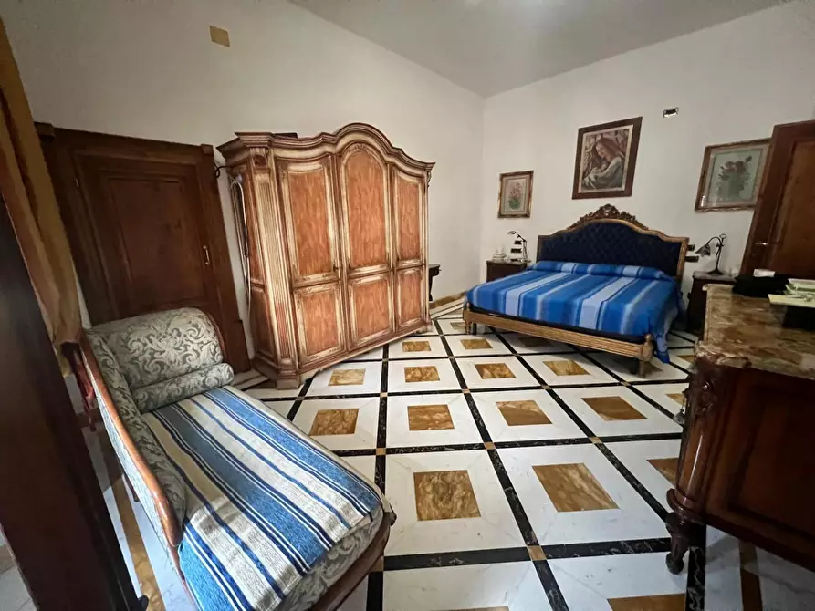 Immagine 9 di Appartamento in vendita  a Massa