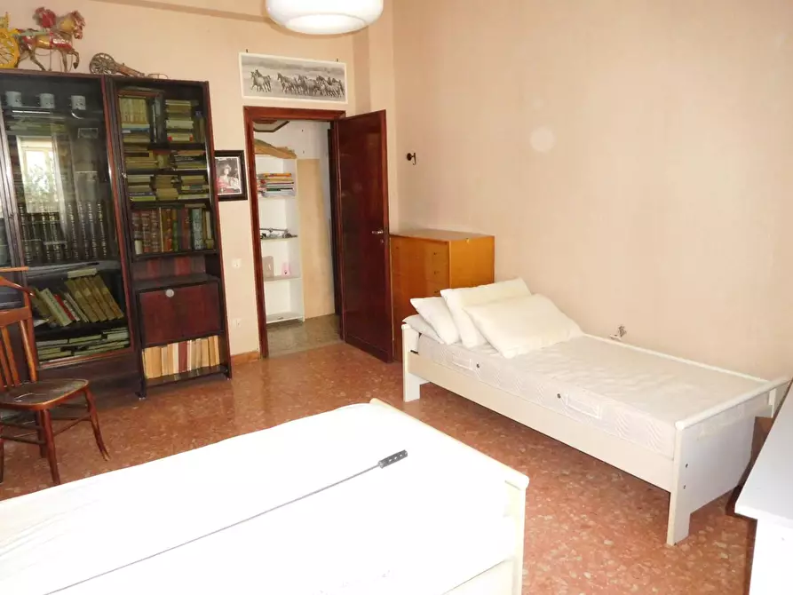 Immagine 13 di Appartamento in vendita  a Pisa