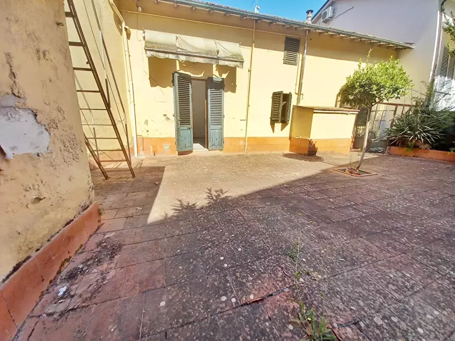 Immagine 30 di Villa in vendita  a Castelfiorentino