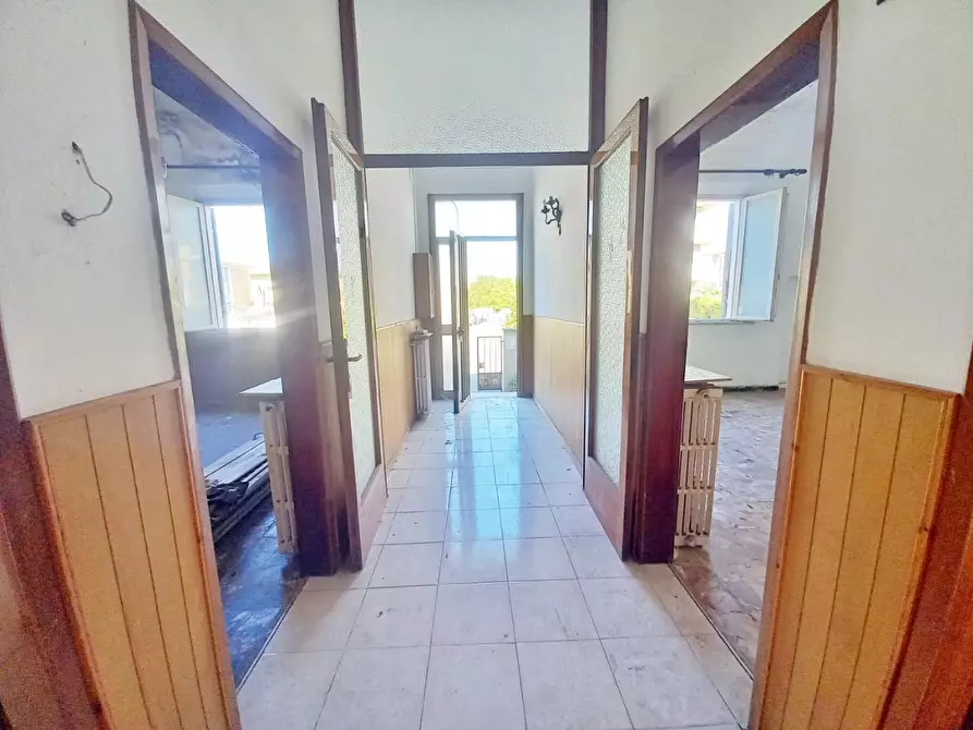 Immagine 26 di Villa in vendita  a Castelfiorentino