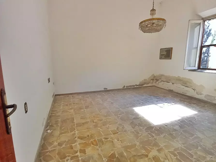 Immagine 12 di Villa in vendita  a Castelfiorentino