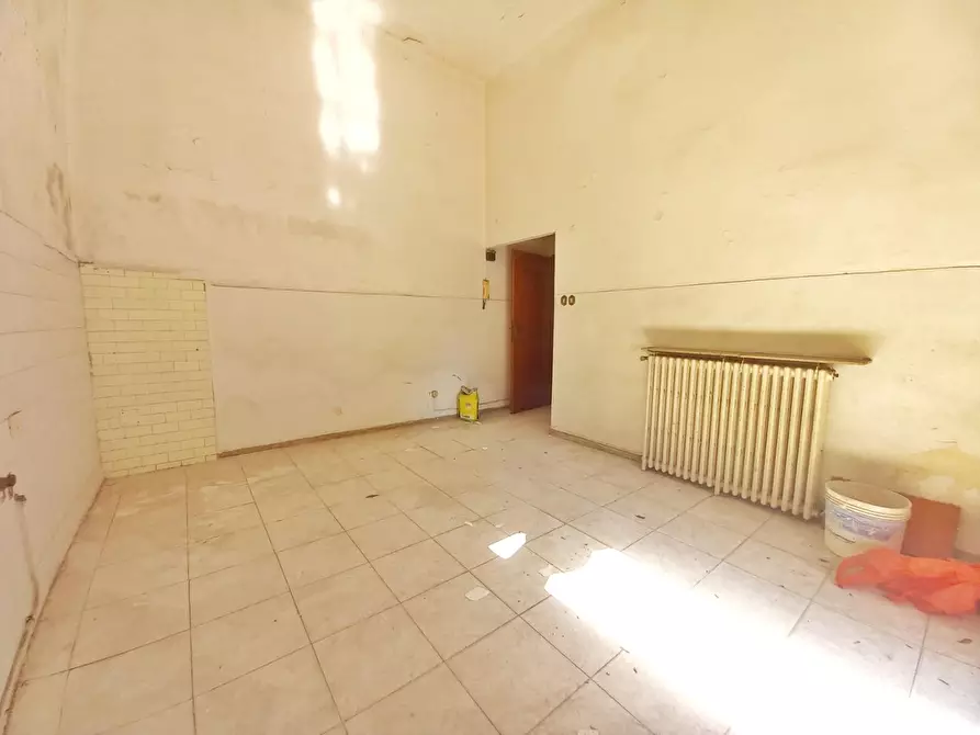 Immagine 23 di Villa in vendita  a Castelfiorentino